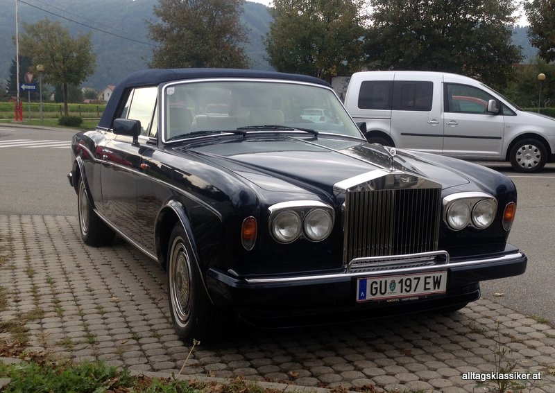 rollsroyce-corniche (1)