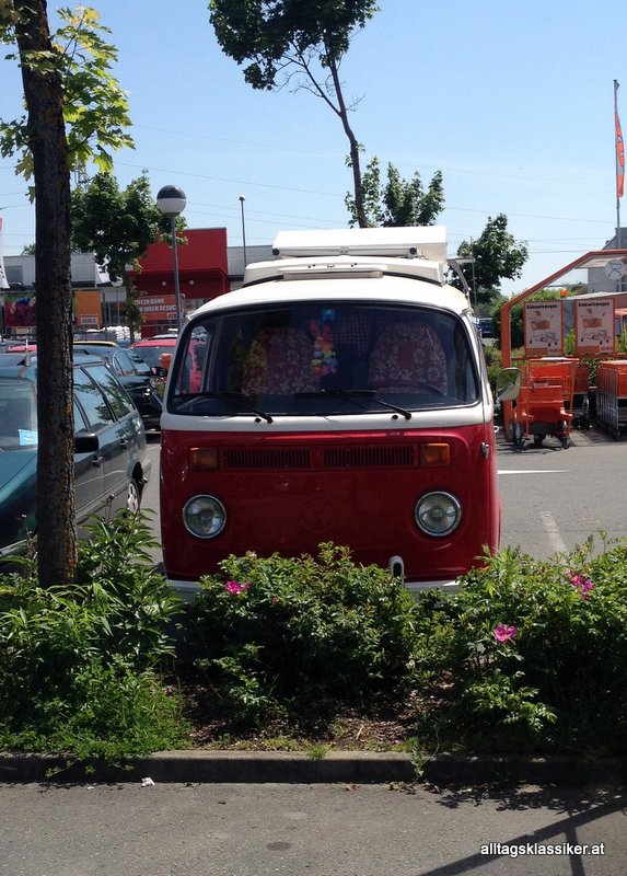 volkswagen-t2b-rotweiss (2)