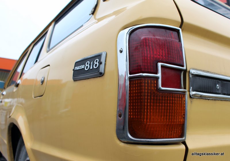 mazda-818-de-luxe-station-wagon (12)