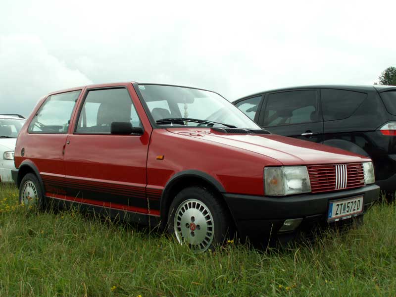 fiat-uno-turbo-01
