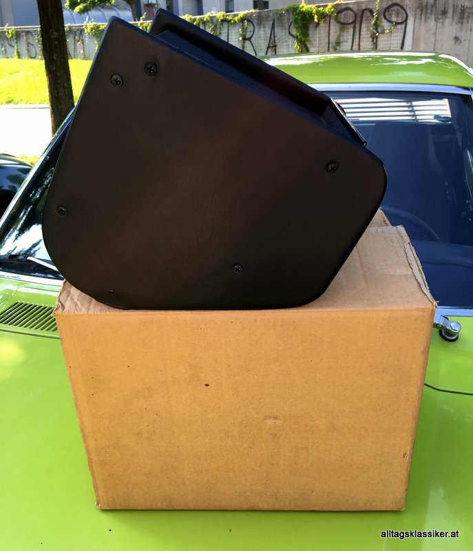 radiokonsole-mazda-818 (1)