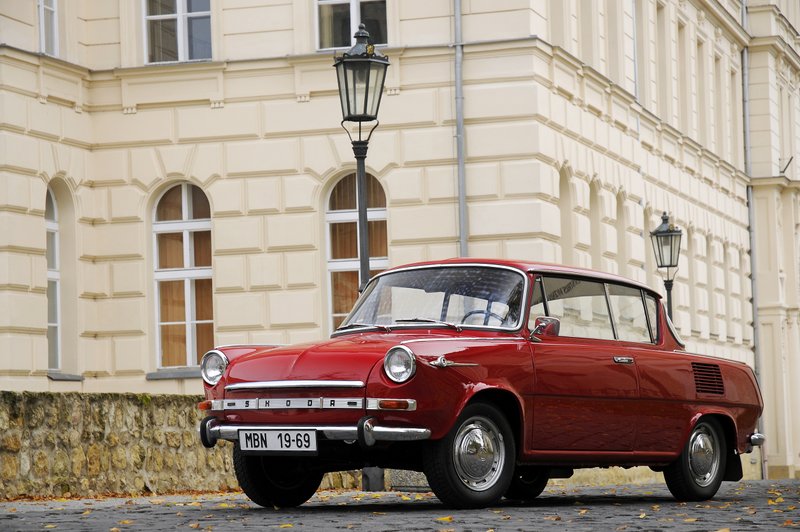 skoda-1100-mbx-deluxe